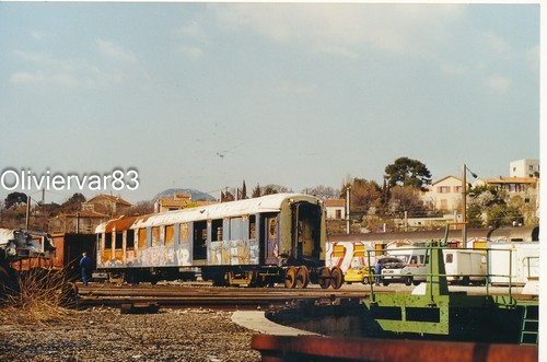 Photo year 2000 turning - -,