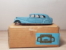 EPOKIT KIT RESIE 1/43 RENAULT