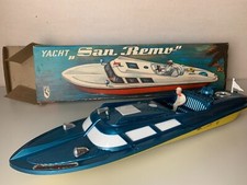BATEAU VINTAGE - YACHT SAN REMO MS 7735 - MADE IN WESTERN GERMANY