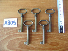 LOT A809 DE 5 CLÉ CLÉS CLEFS
