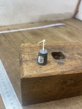 fil à plomb  outil ancien de