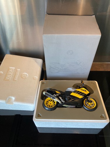 Tres rare moto bmw - tres, s