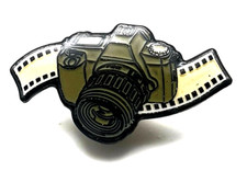 Pin's Camera Canon Film Camera Video Photo 33mm Signed