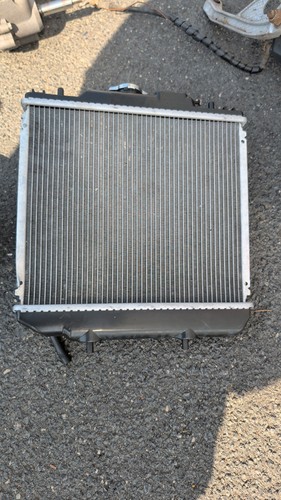 Vend radiateur voiture sans - vend,