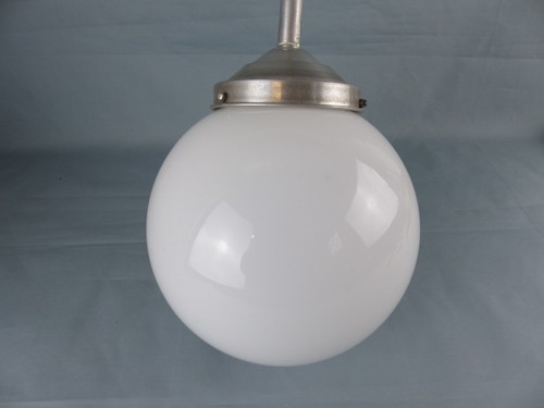 Ancienne lampe boule - , en