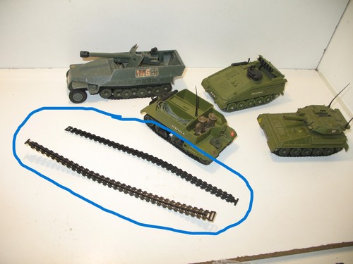 C24 dinky toys chenille - toys,,