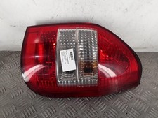 Feu arriere principal droit