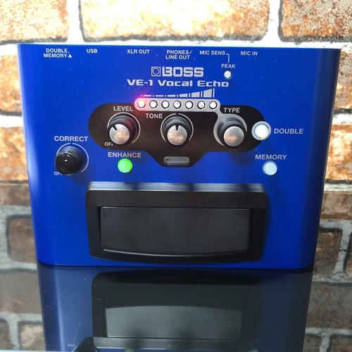 Boss echo effect pedal - ve-1,