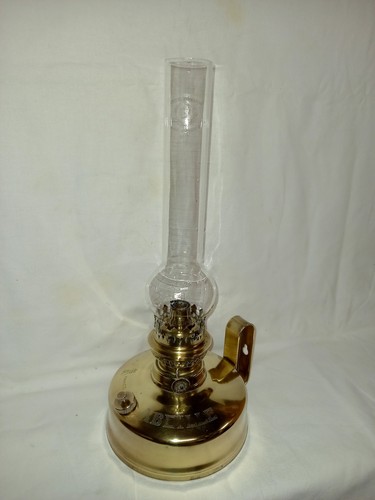 Lampe pétrole abeille made - pétrole,
