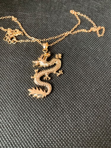 Collier fantaisie avec - ,