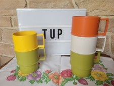 LOT DE 5 TASSES MUGS PLASTIQUE