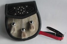 Sporran Bourse écossaise cuir et fourrure Lochcarron of Scotland (68694)