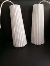 2 suspensions en opaline verre