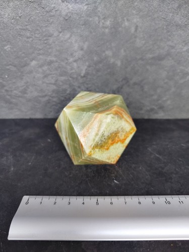 Pierre onyx vert sculptée - onyx,