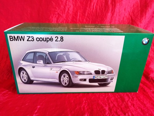 Cc329 models dealer 1 - "dealer", 1:18