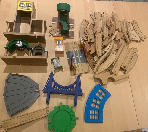 Lot trains immeubles et - de,