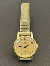 Jolie authentique MONTRE FEMME
