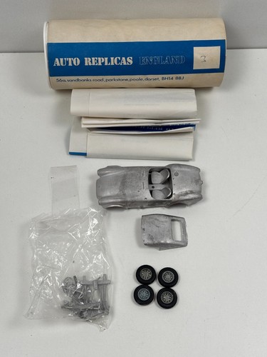 Auto replicas kit - -,