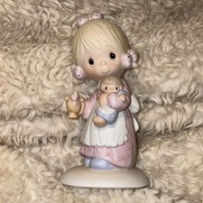 VNTG Retired 1977 Enesco Precious Moments Jesus Is The Light Girl & Doll Statue