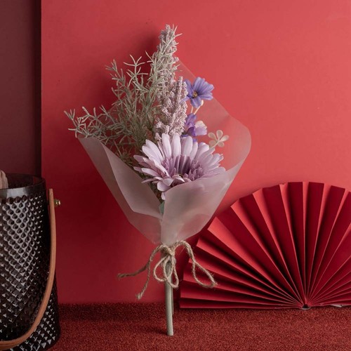 Des fleurs artificielles