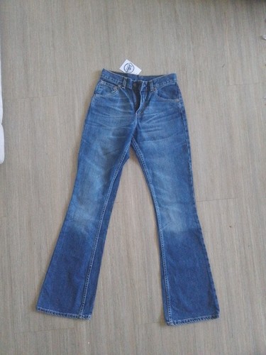 Levi 525 bootcut w26 l34 - 525,
