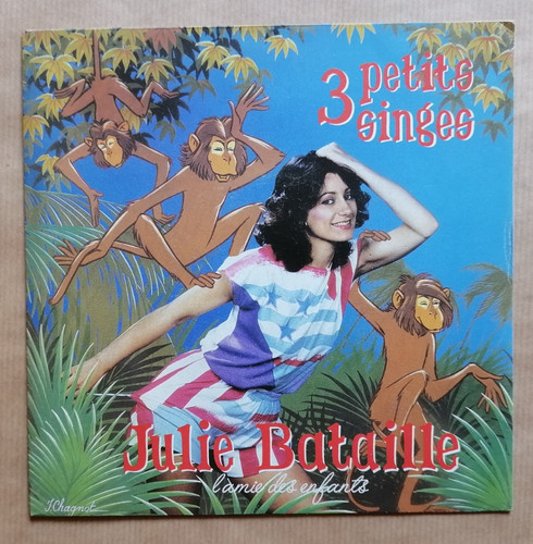 Julie bataille 3 petits - :,