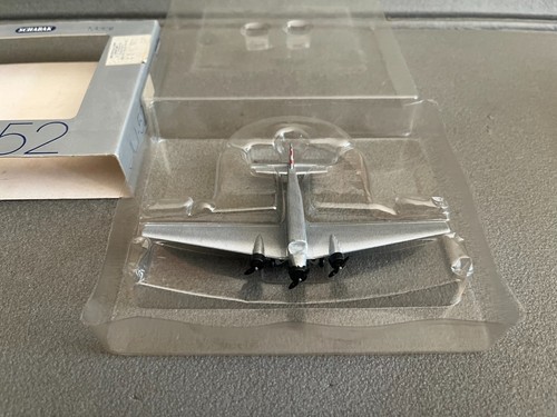 Ancien avion miniature - ancien,
