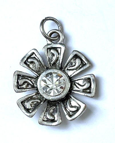 Très joli pendentif - joli,