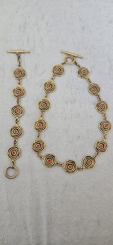 Biche bere collier - de,