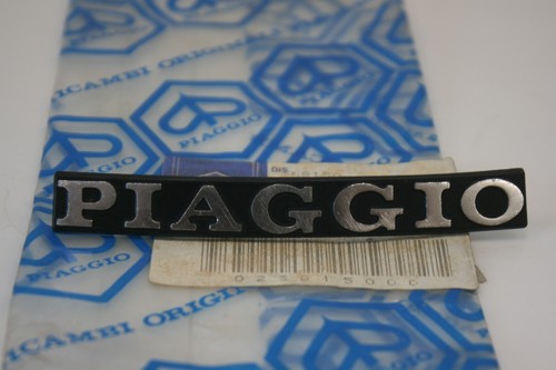 Plaque badge logo piaggio - plaque,