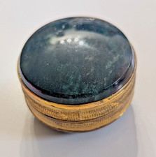 Boîte ancienne laiton doré &