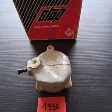 RENAULT R20 : ETRIER de FREIN