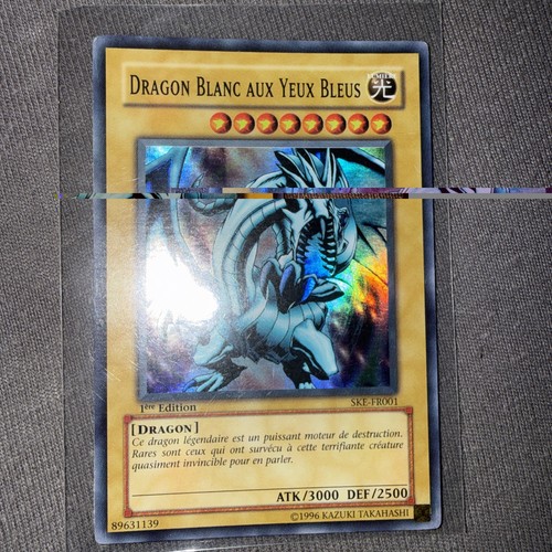 Dragon blanc aux yeux bleus - aux,