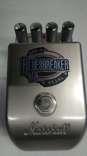 Marshall effects pedal - effects,