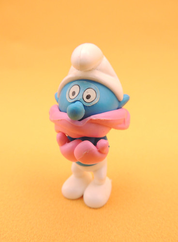 Kinder surprise schtroumpfs - kinder,