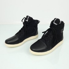Chaussure basket moto montante