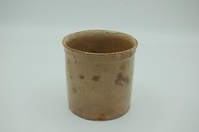 Ancien  pot en terre cuite /