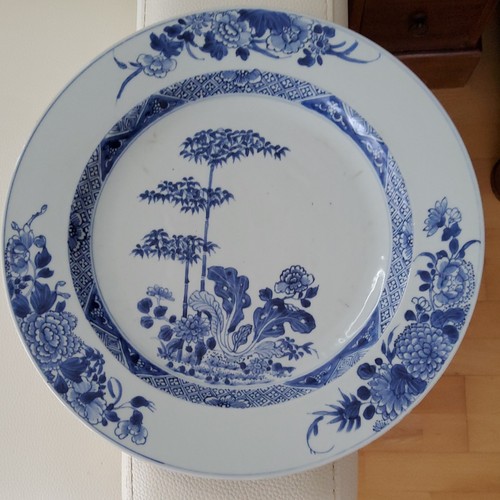 Assiette décorative - , en