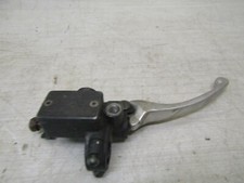 maitre cylindre de frein avant