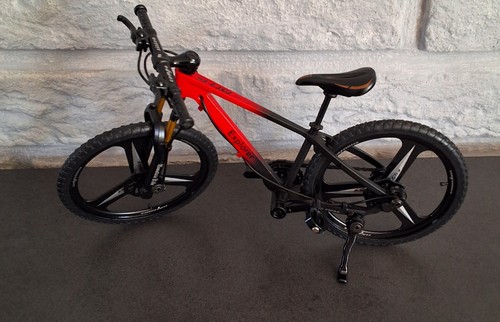 Vélo vtt miniature échelle - vélo,