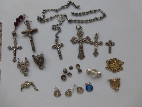 Lot bijoux anciens religieux - bijoux,
