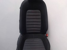 🇫🇷 SIEGE AVANT DROIT