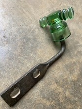 Porte manteau mural isolant