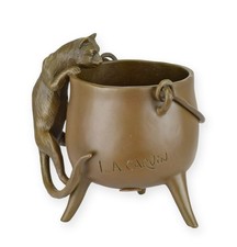 Sculpture en bronze chat avec