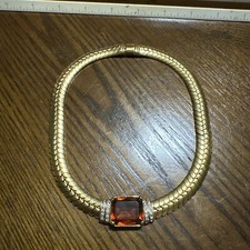 Vogue Bijoux Vintage Gold-toned necklace 1980s 16”