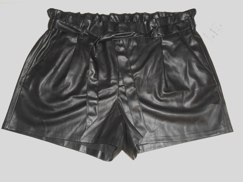 Neuf short noir simili - short,