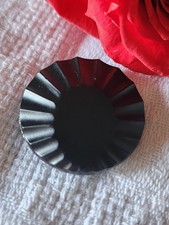 Ancien bouton en verre noir