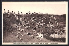 CPA Salins-les-Bains /Jura, Les Campeurs sur les glacis, Cure de soleil 