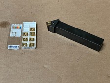 Outil de tournage à