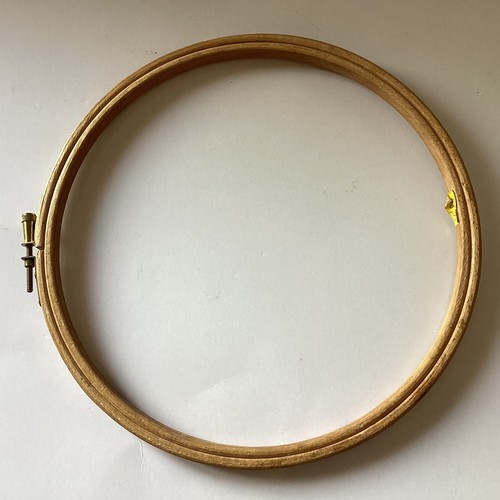 Cadre rond pour - , broderie